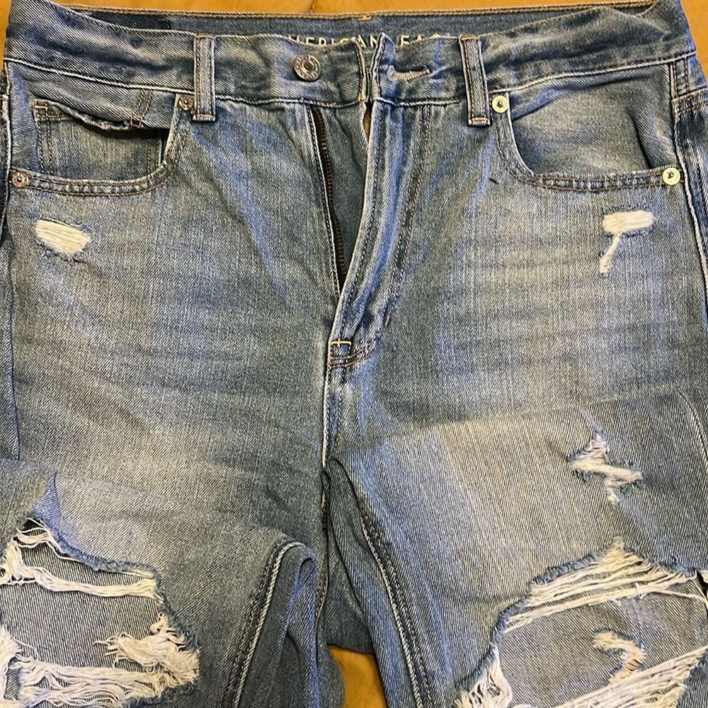 American Eagle Real Good distressed Jeans 6 Regular